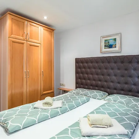 Vivien 3 - Hr-10640-05 By Interhome * Crikvenica